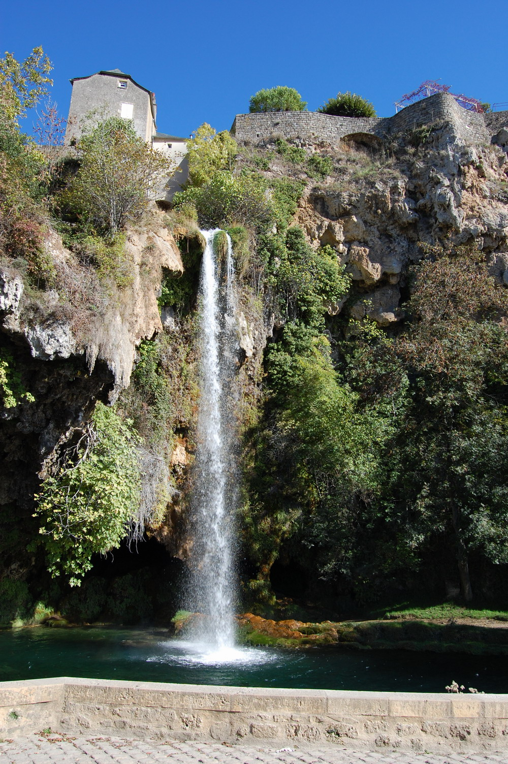 Salles la Source Camptocamp