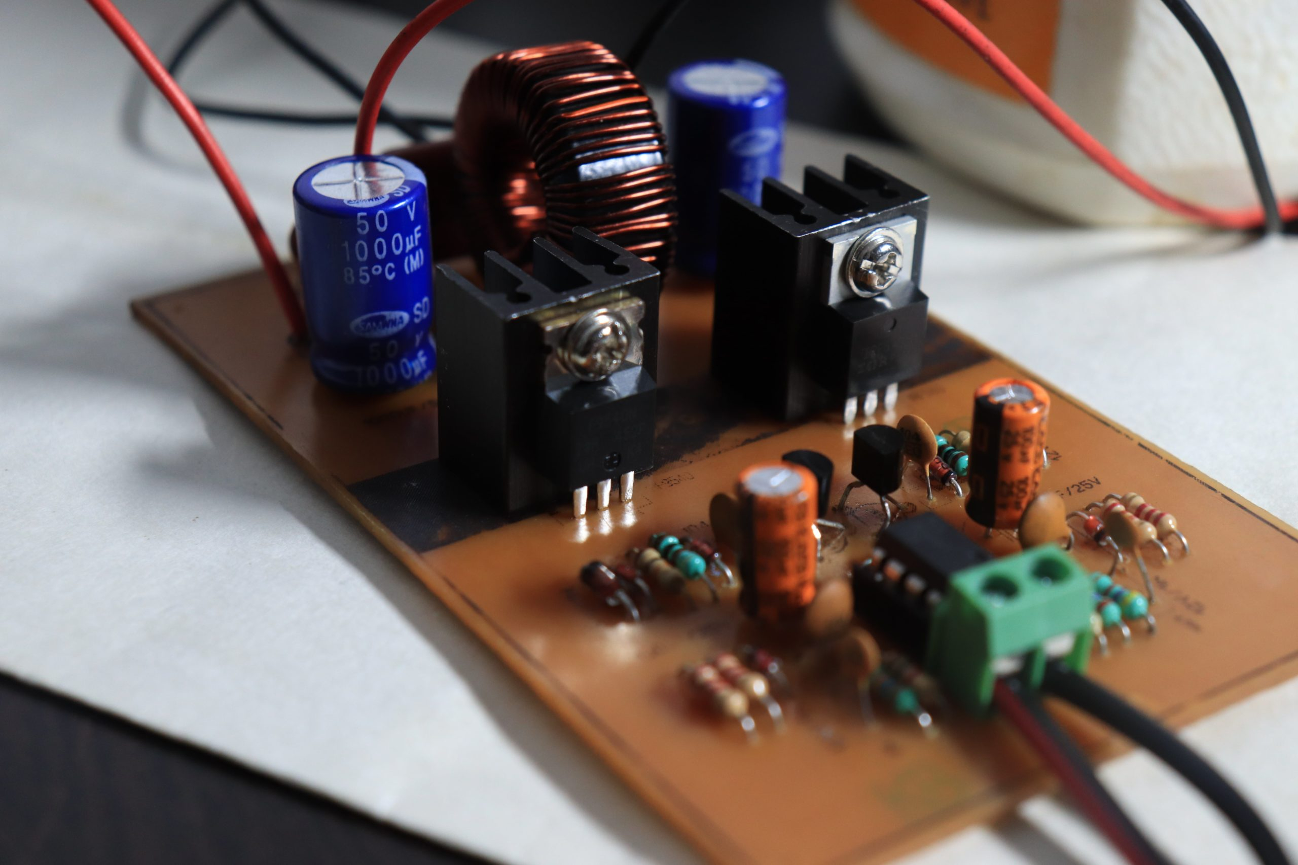 100w Class D Amplifier Using LM393 With IRF540 And 9540 