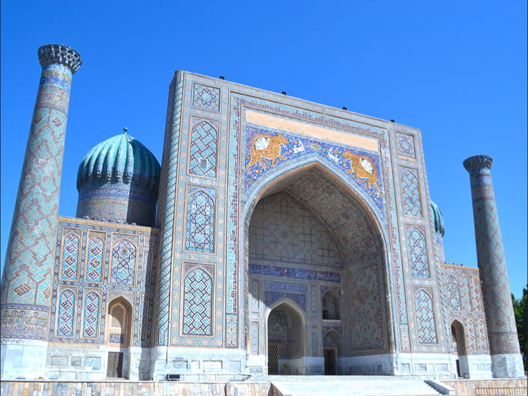 Discovering The Islamic Architecture Of The Silk Road Saga