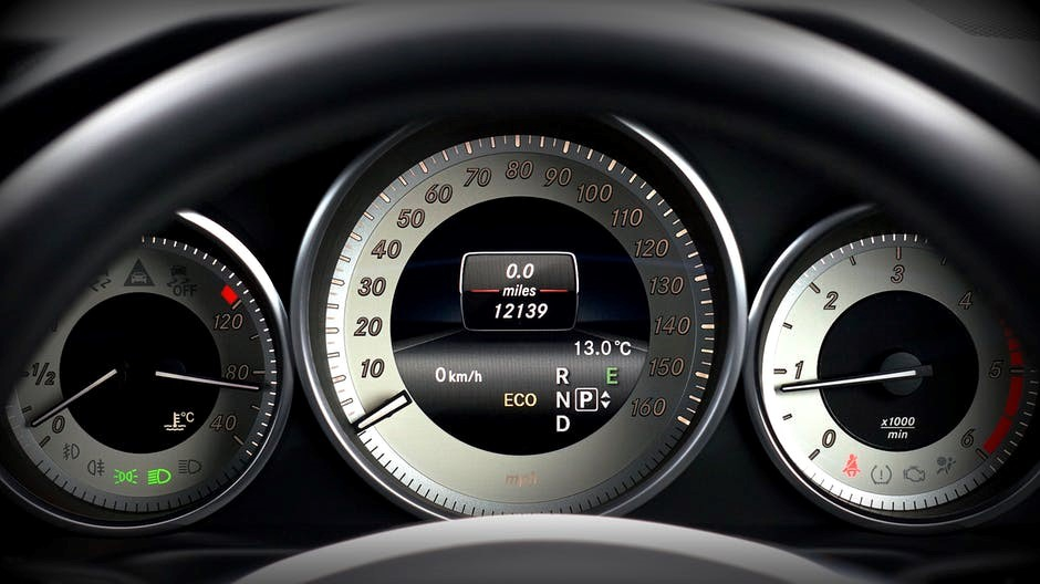 Understanding What The 10 Most Common Dashboard Symbols Mean